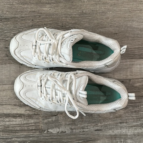 White memory foam sneakers - Picture 2 of 5